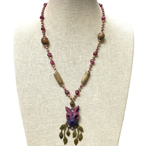 Vintage Purple Cat Pendant Brass Leaf Beaded Necklace - Picture 1 of 10